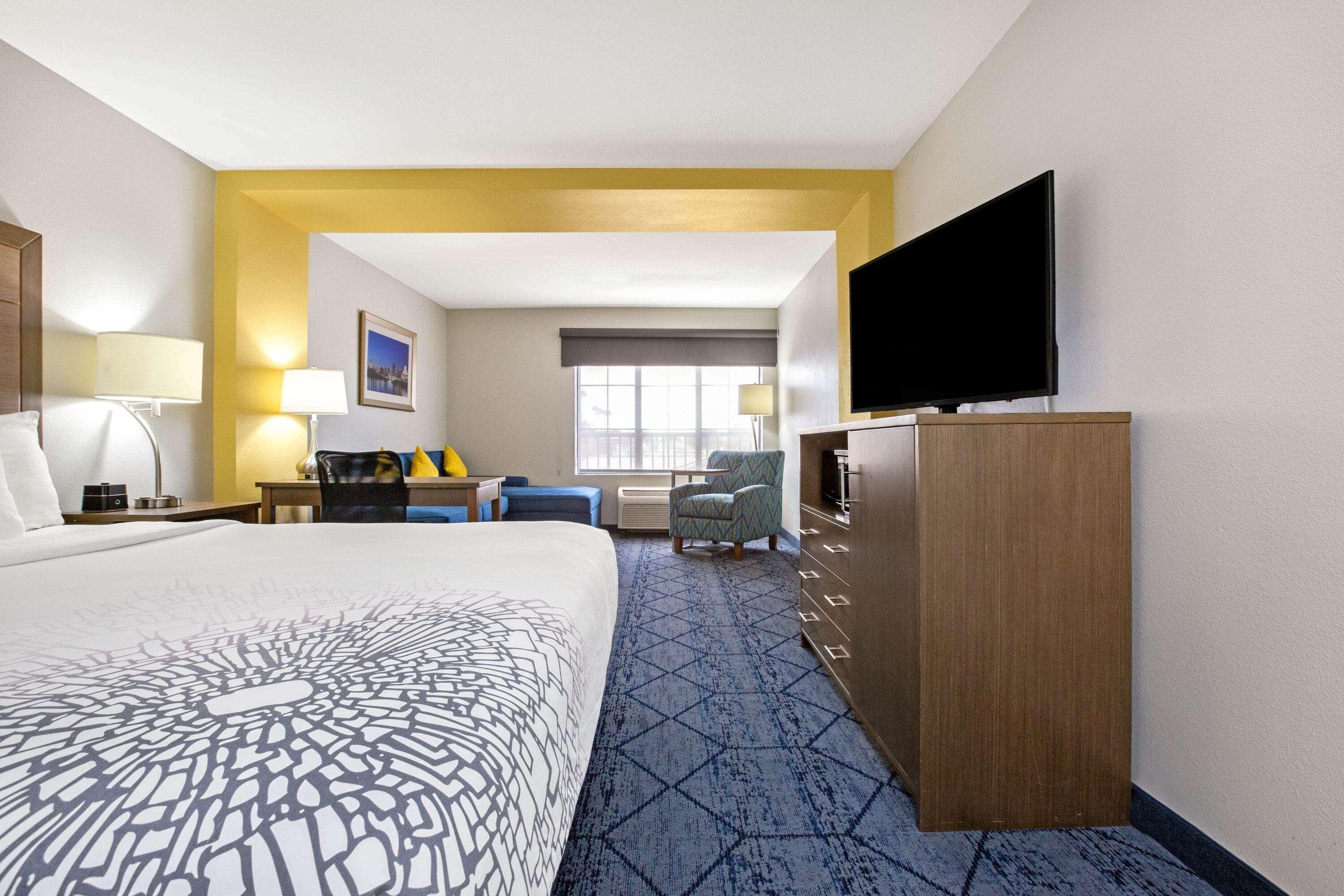 La Quinta By Wyndham Ne Long Beach/Cypress Hawaiian Gardens Exterior foto